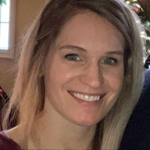 Meet your Posher, Alexandra